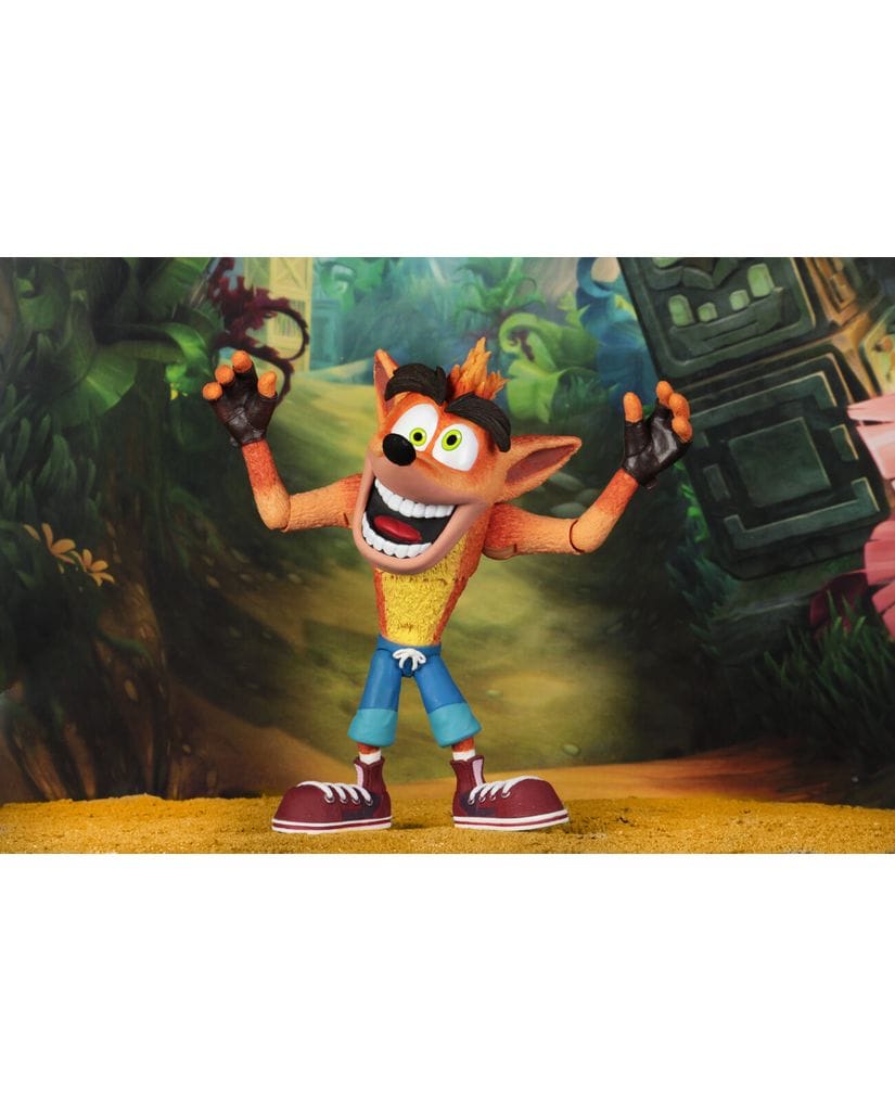 Фигурка Crash Bandicoot – Crash with Aku Aku Mask (14 см) Neca